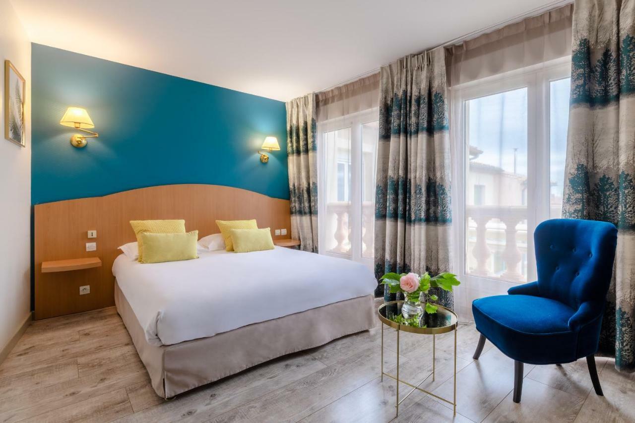 Hotel Du Poids Public